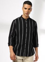 NETPLAY Men Stripes Slim Fit Shirt