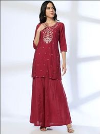 AVAASA SET Women Embroidered Straight Kurta & Palazzo Set