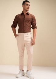 HIGHLANDER Men Solid Casual Shirt