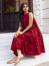 GoSriKi Women Printed Regular Kurta with Palazzos