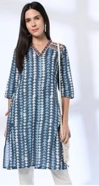 SIYAHI Women All-Over Print Straight Kurta