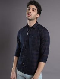 THE INDIAN GARAGE CO Men Checked Slim Fit Shirt with Patch Pocket