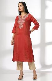 AVAASA MIX N' MATCH Women Embroidered Straight Kurta
