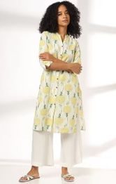 SIYAHI Women All-Over Print Straight Kurta