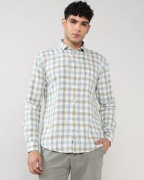 ALPHA TRIBE Men Checked Slim Fit Shirt with Patch Pocket