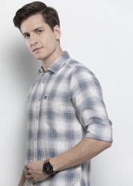 The Indian Garage Co Men Cream-Coloured Tartan Checked Casual Shirt