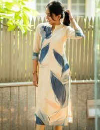 BINDUDI Women Floral Print Straight Kurti