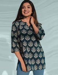 MAHESHVI Women Leaf Print V-Neck Kurti