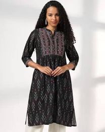 SIYAHI Women Geometric Print Straight Kurta