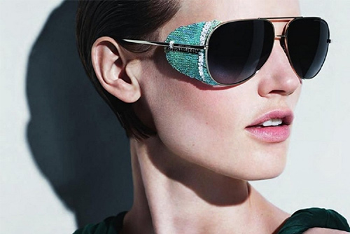 Side-shield sunglasses