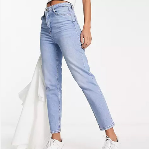 light-wash-jeans