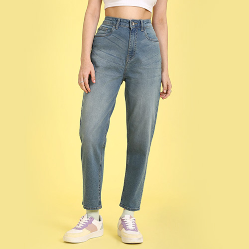 mom-fit-jeans